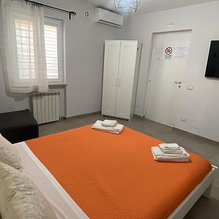 La Casetta Di Zio E Pia Fiumicino Buitenkant foto